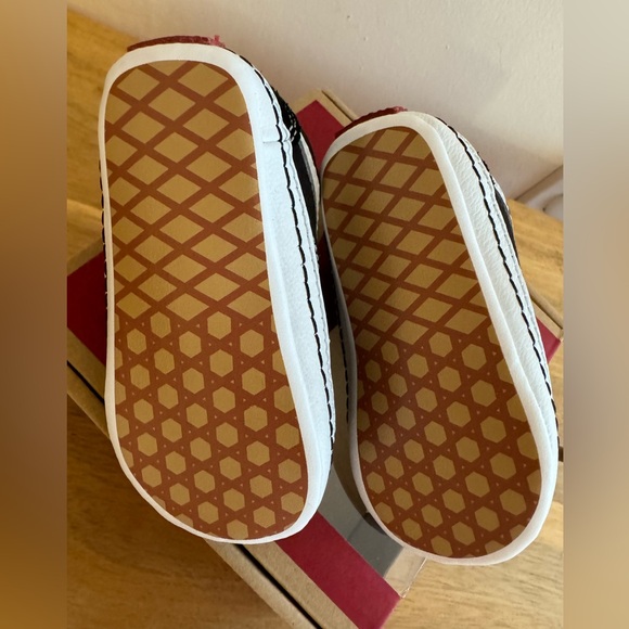 NWOT Vans Old Skool Crib Shoe Size 3 (3-6 Months) - Picture 6 of 6